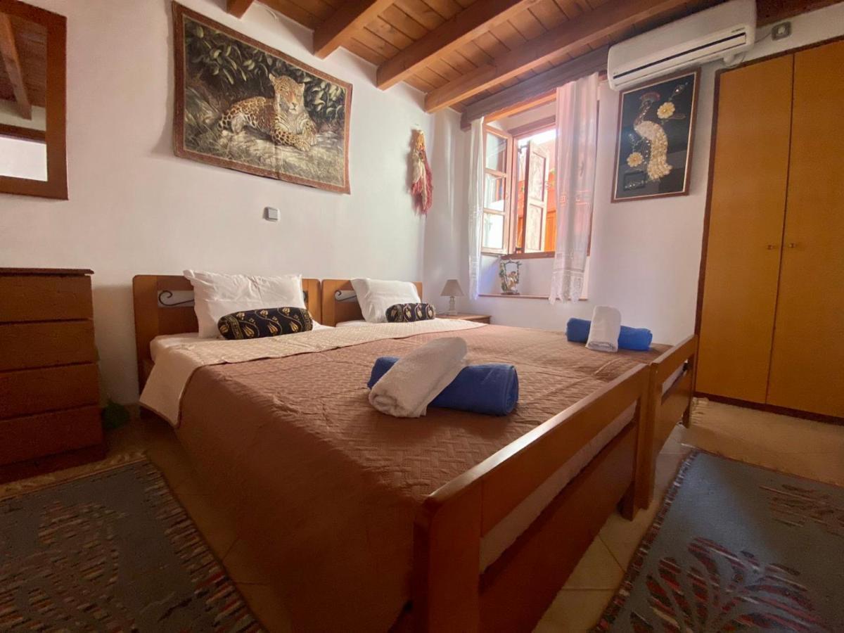 Villa Afroditi Chalki Town Luaran gambar
